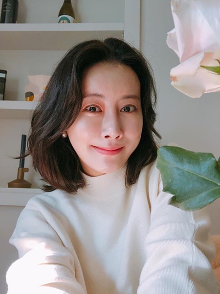 '셋째 출산' 정양은 누구?…'세친구' 정 간호사로 데뷔힌 글래머 배우 - 중부일보