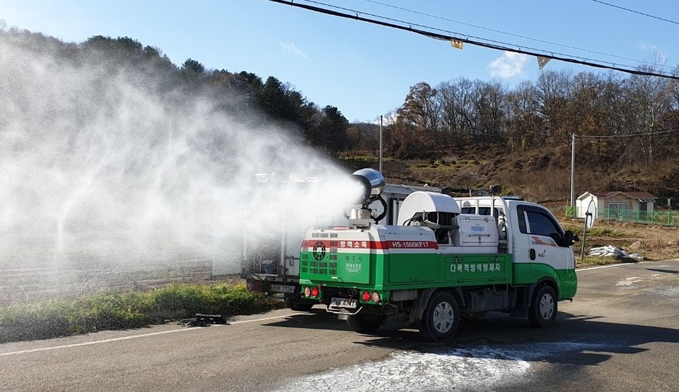파주시가 조류인플루엔자 차단방역에 총력 대응을 하고 있다. 사진=파주시청