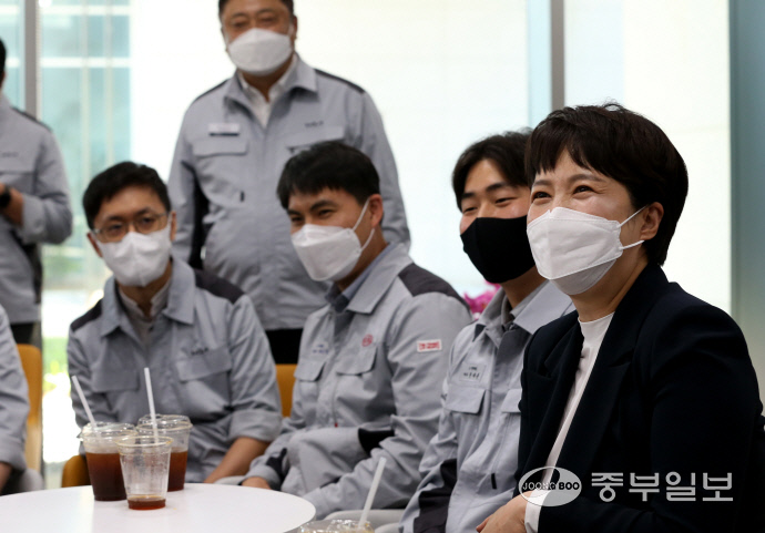 KakaoTalk_20220527_165821902_07