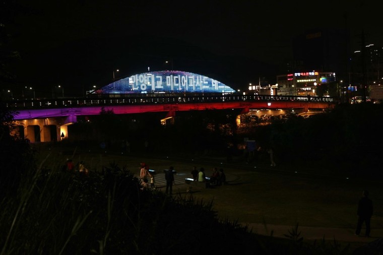 안양대교 경관 조명. 사진=안양시청