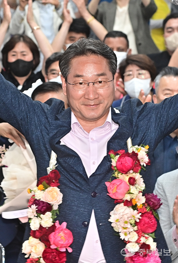 유정복 당선 세레모니
