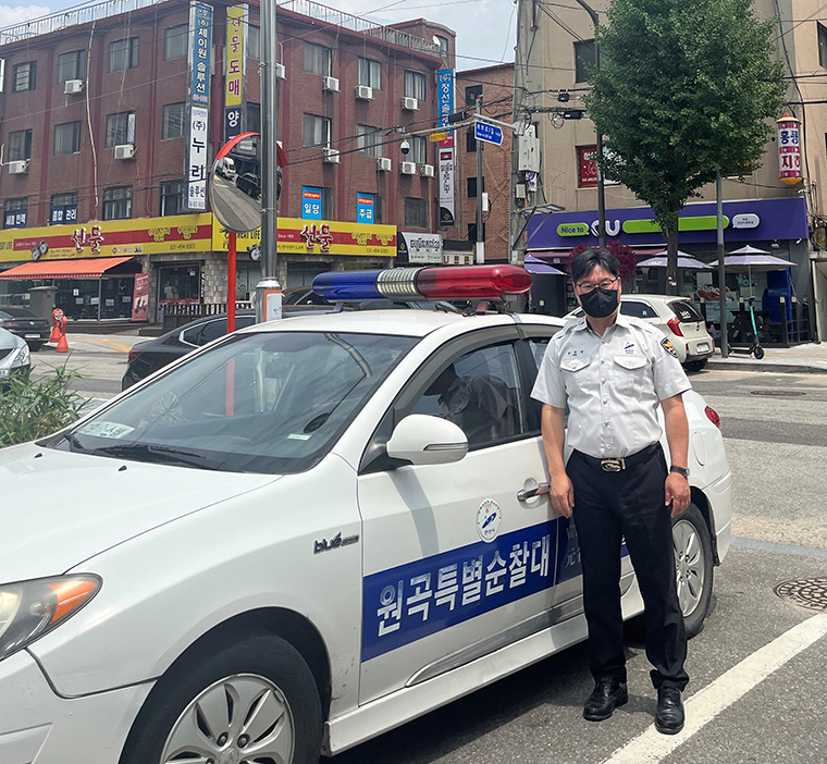 신속한 대응으로 시민의 생명을 살린 안산시 원곡특별순찰대 박재현 대원. 사진=안산시청