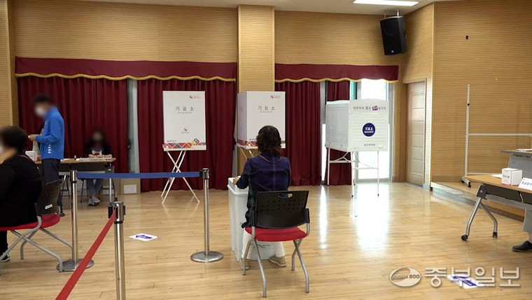 지난 6·1 지방선거 당시 투표소 전경. 김도윤 기자