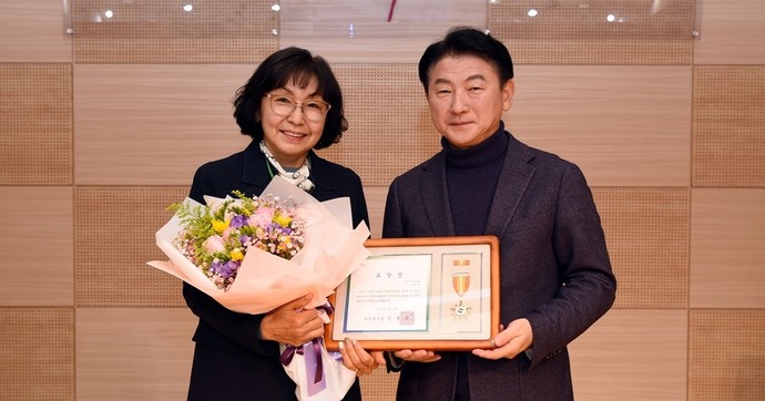 의정부시는 3일 개최된 ‘3월 미래가치 공유의 날’에 명예사회복지공무원 활동 유공 표창을 수여했다. 사진=의정부시