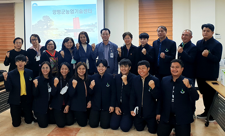 태국 국립 골든 주빌리(Golden Jubilee) 농업박물관 관계자들이 지난 7일 양평군을 방문해 친환경 농업기술 사례를 견학했다. 사진=양평군청