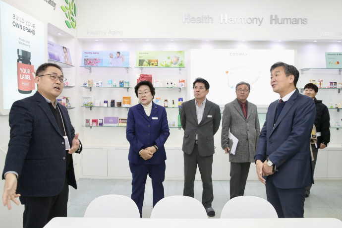 김경희 시장, 기업현장 방문(코스맥스엔비티)