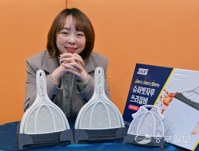 양혜정 (주)큐어라이프 대표가 6일 중부일보와 인터뷰를 진행하고 있다.