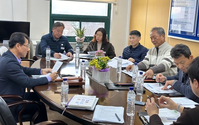양평군이 16일 농업기술센터에서 국가 금지 병해충(과수화상병)과 돌발병해충(갈색날개매미충, 미국선녀벌레 등) 대응을 위한 농약 선정 심의회를 개최했다. 사진=양평군