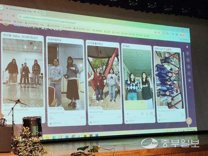 27일 한국애니메이션고등학교가 개최한 일본 방한단 대면 국제교류 프로그램에서 양국 학생들이 촬영한 틱톡 영상을 감상하고 있다. 이석중 기자