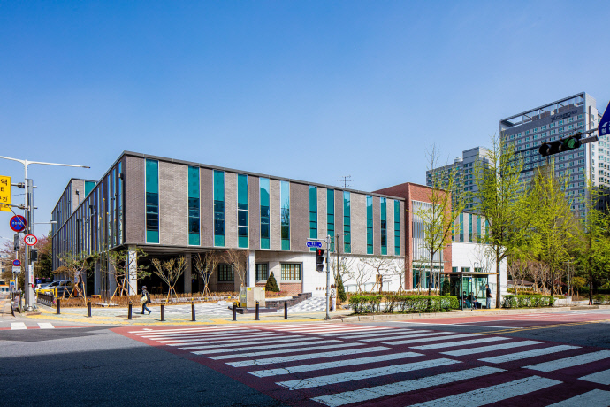 군포시 산본도서관