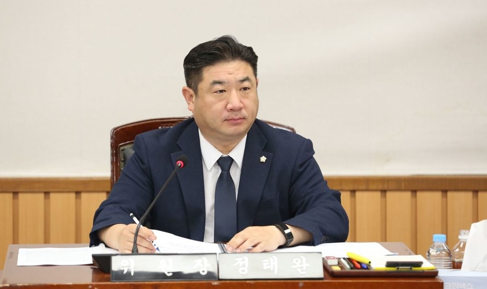 인천 서구의회 정태완 의원이 대표발의한 ‘인천광역시 서구 다자녀가정 우대 및 지원에 관한 조례안’이 지난 25일에 열린 제266회 임시회 제2차 본회의에서 통과됐다. 사진=서구의회