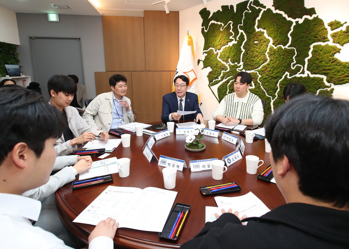 지난 7일 화성시청,  ‘화성시 대학 총학생회장단 초청 간담회' 현장. 사진=화성시