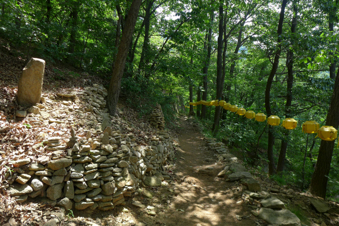 상운사로 가는 오솔길. 사진= 박찬희