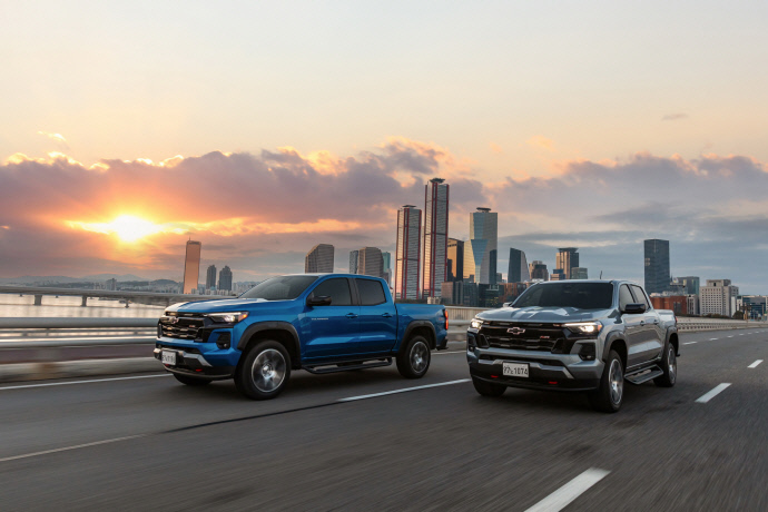 한국GM이 15일부터 판매를 시작한 쉐보레 ‘올 뉴 콜로라도’. 정통 아메리칸 픽업트럭이다.(사진=한국GM)