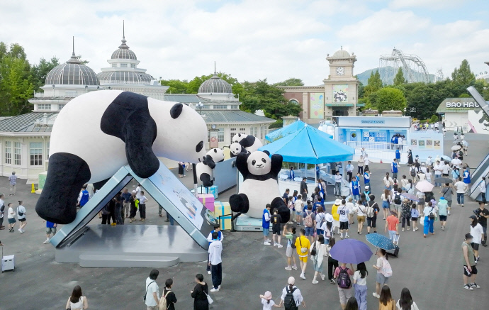 에버랜드 바오패밀리 콘셉트의 ‘갤럭시 Z 폴드6, Z 플립6’ 체험존 전경. 사진=삼성전자