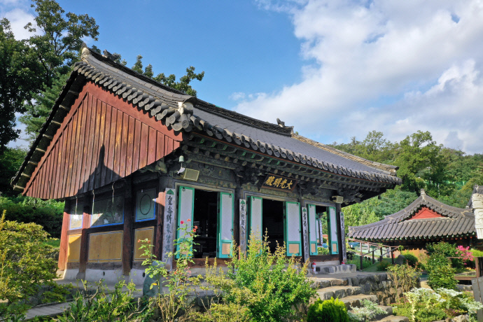 봉국사 대광명전. 사진=봉국사