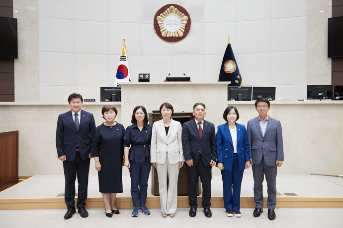 용인특례시의회는 지난 1일 본회의장에서 제284회 임시회를 개회하고, 제9대 후반기 의장단 선거를 실시했다. 사진=용인특례시의회