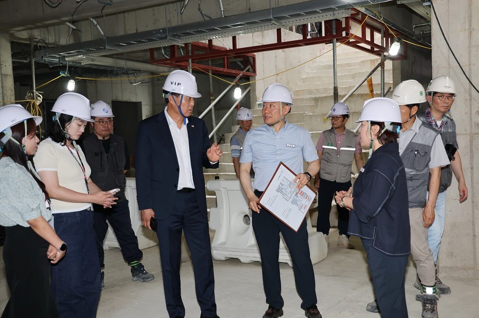 군포시는 군포시장 취임 2주년을 맞아 청년공간 플라잉 등 주요 사업장을 방문해 개관 준비사항을 점검했다고 밝혔다. 사진=군포시