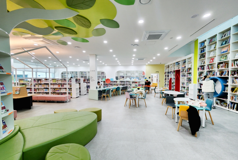 용인특례시 수지도서관 어린이자료실 전경. 사진=용인시청