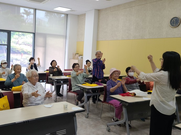 2023년 시니어스쿨 운영사진 사진=이천시