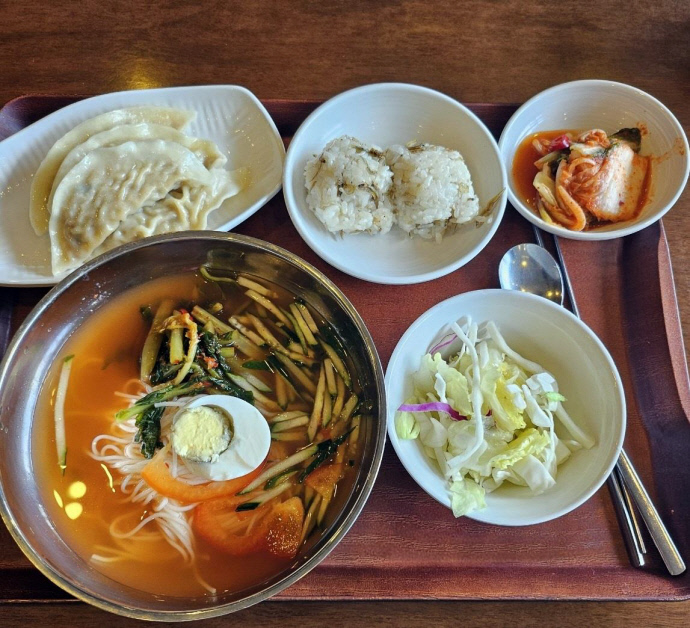 용인 소재 S아파트에서 제공되는 식단 사진=공인중개사 심지예