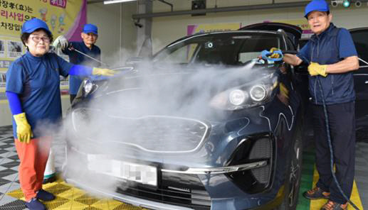 사업에 참여한 시니어들. 황일연 시민기자