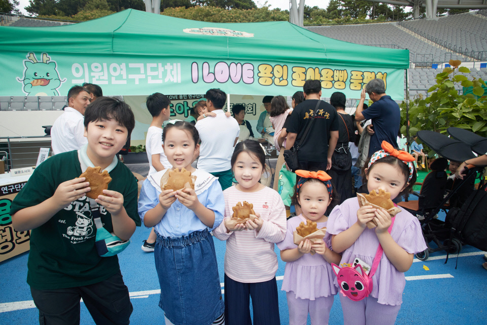 20240928 의원연구단체 I LOVE 용인, 조아용 빵 품평회 개최(3)