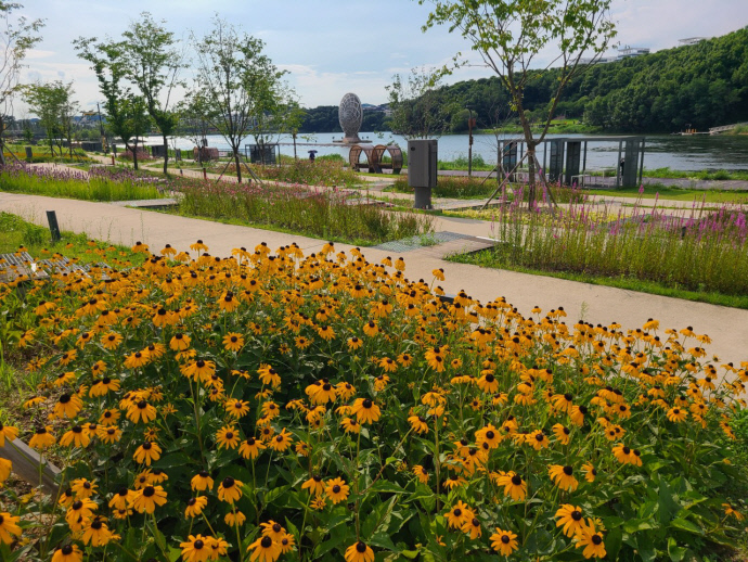 동탄호수공원 초화원 네스트가든. 사진=화성시청