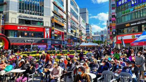 ‘2024 군포올래(All來) 행복축제’가 군포시민체육장, 산본로데오거리, 초막골생태공원 등 주요 장소를 중심으로 다채롭게 펼쳐져 시민들로부터 큰 호응을 얻었다.사진=군포시청