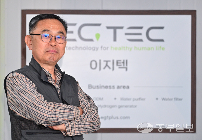 한상건 이지텍 대표가 중부일보와 인터뷰를 진행하고 있다. 임채운 기자