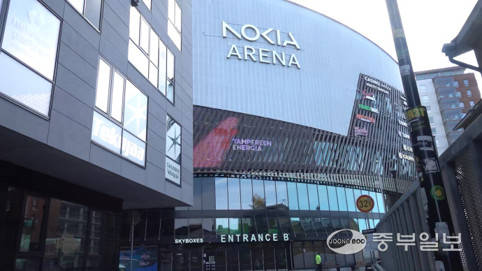 핀란드 탐페레 시에 위치한 노키아 아레나. LG전자와의 협업으로 지난 10월 10일 서울에서 열린 스마트도시상에서 ‘휴먼-코퍼레이션’ 상을 수상하기도 했다. 배상일기자