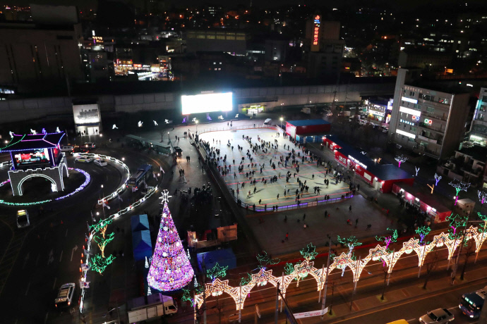 (1)인천 동구_13일 화도진 스케이트장 개장1