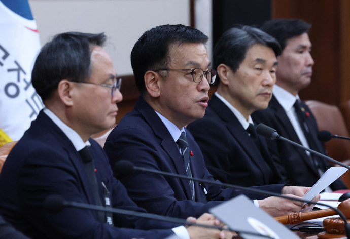 최상목 대통령 권한대행 부총리 겸 기획재정부 장관이 31일 정부서울청사에서 열린 국무회의에서 발언하고 있다. 사진=연합뉴스