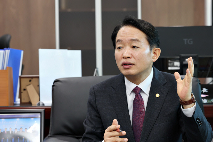 김찬진 인천 동구청장. 사진=동구청