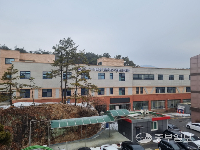 40억 원을 투입해 오는 3월부터 운영에 들어가는 여광고등학교 기숙사 전경. 사진=김규철기자