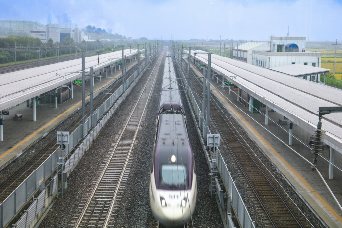 운행 중인 SRT 모습. 사진=평택시청