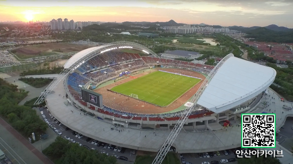 안산시가 전국 지방자치단체 가운데 최초로 유튜브 채널을 통해 시 영상자료 공유·개방에 나선다. 사진=안산시