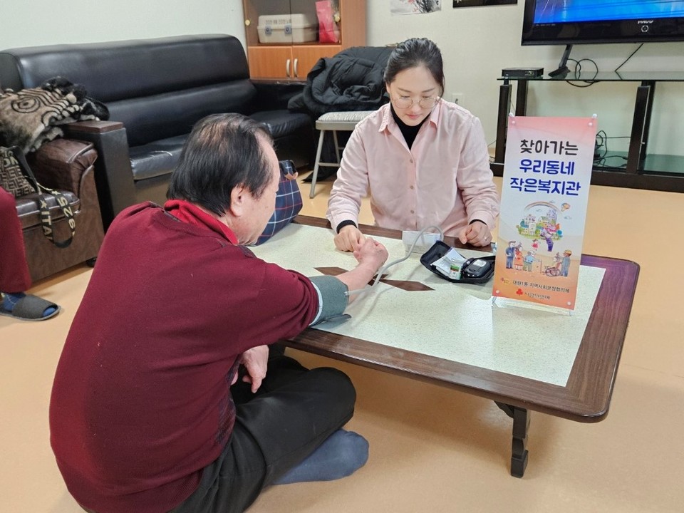 오산시 대원1동이 지난해에 이어 올해도 ‘찾아가는 우리 동네 작은 복지관’ 프로그램을 시작했다. 사진=오산시