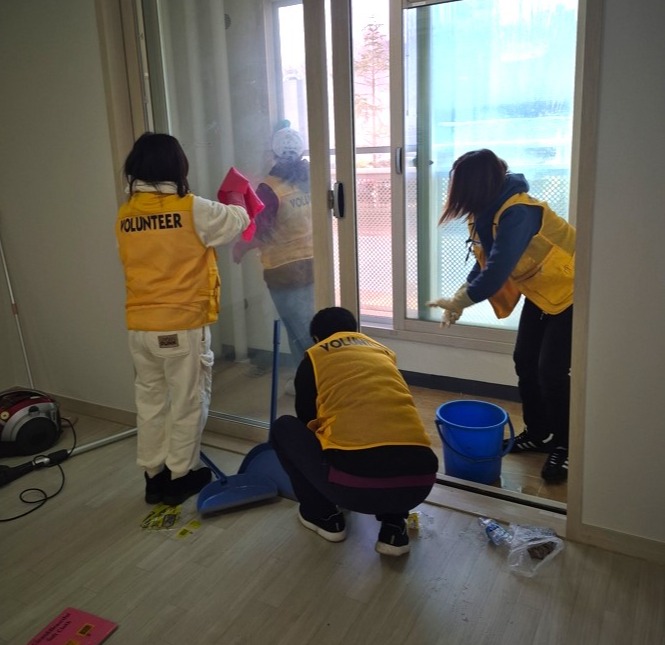 화성특례시가 어르신의 어려움을 해결하며 훈훈한 미담을 전했다. 사진=화성시