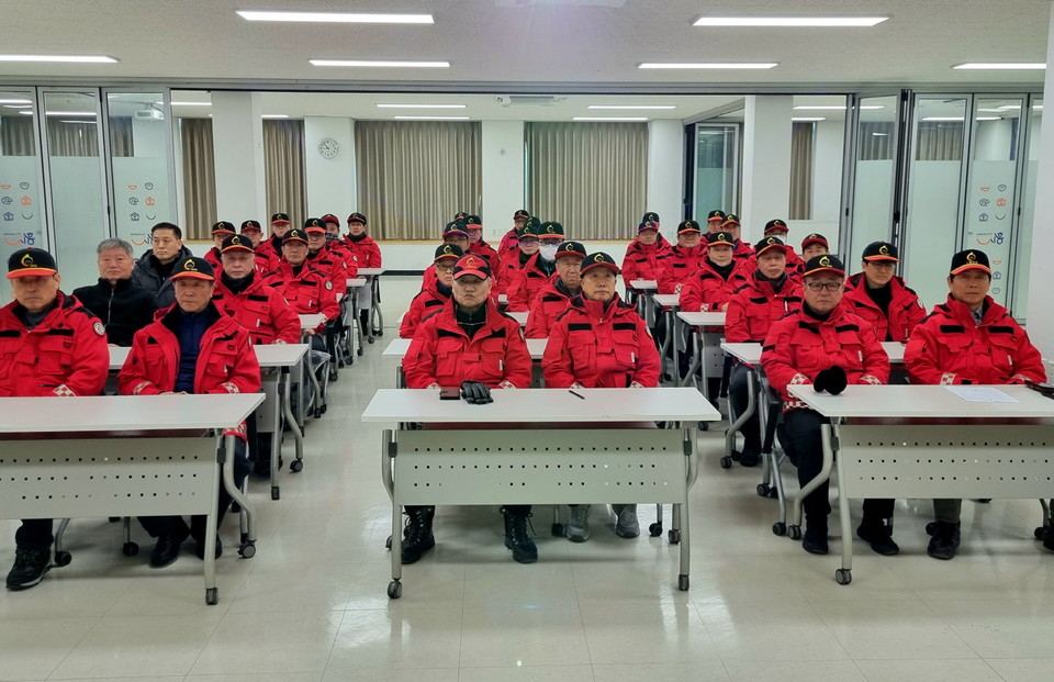 시흥시는 봄철 산불을 예방하고자 ‘산불방지 본부’를 설치하고, 오는 5월 15일까지 산불방지 종합대책을 통한 총력 대응 체제를 가동한다. 사진=시흥시