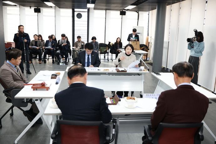 제24차 대한민국특례시의회의장협의회 회의가 진행되고 있다. 사진=용인시의회