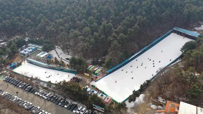 평택시는 '2025년 정월대보름 맞이 윷놀이 한마당 행사'를 개최했다