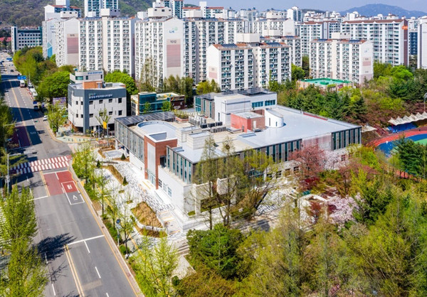 군포 산본도서관 전경