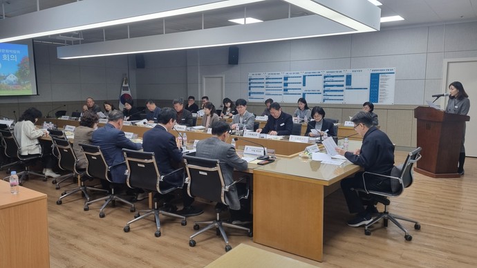 평택시는 제13회 경기정원문화박람회의 성공적인 개최를  위한 전담팀 회의를 진행했다. 사진=평택시