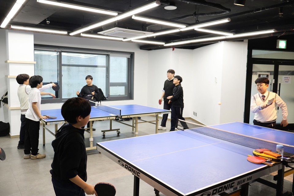 구리시는 학교 밖 청소년들을 위한 맞춤형 체육 프로그램을 통해 청소년들의 미래 역량을 강화하고 지역 교육력을 제고하고자 새로운 교육 모델을 선보인다고 밝혔다. 사진=구리시