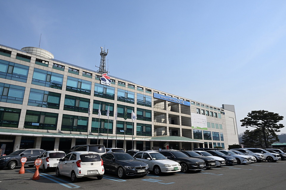 시흥시는 경기도가 주관한 ‘2024년 사회복지시설 평가’에서 관내 종합사회복지관 6곳이 모두 최고 등급인 ‘에이(A)등급’을 획득하며 성과급을 받게 됐다. 사진=시흥시