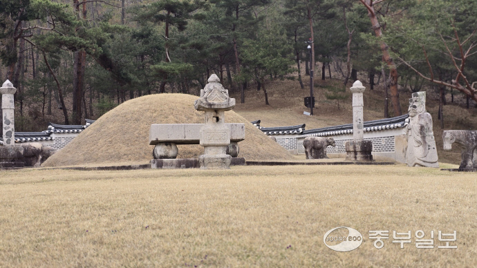 7일만에 폐위된 비운의 왕후 단경왕후의 묘소 온릉. 양주시 장흥면에 위치한다. 단경왕후는 조선의 11대 왕 중종의 첫번째 부인이다. 한기홍 기자