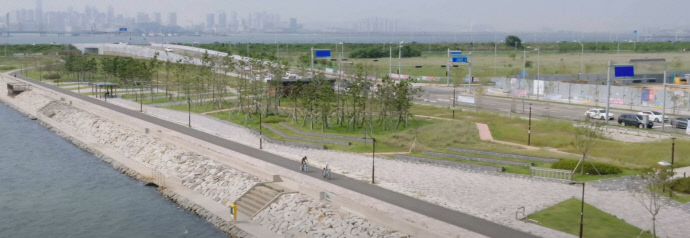 시흥시가 자전거 여행길 공모사업을 통해 조성할 예정인 해안 자전거길 구간 모습. 사진=시흥시청