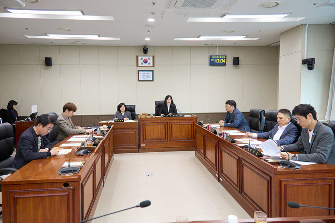 31일 개최된 용인특례시의회 의회운영위원회 회의에서 9일부터 23일까지 15일간 일정으로 제292회 임시회 개회가 결정됐다. 사진=용인시의회