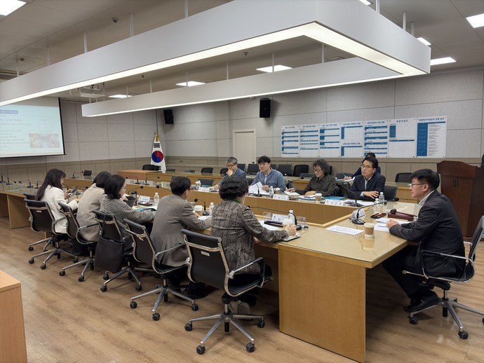 평택시는 '청소년(한)부모 가정 지원위원회'를 열었다. 사진=평택시